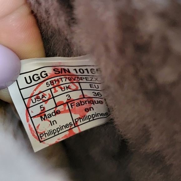 UGG Mini Bailey Button Bling Suede Boot - Picture 9 of 10